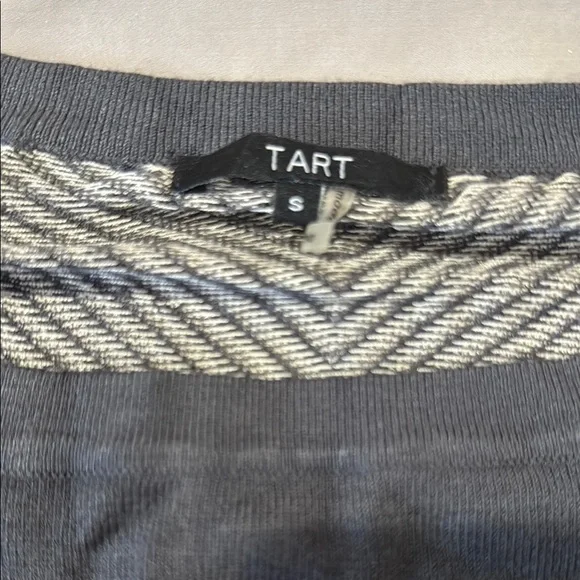 Tart Black and Cream Long Sleeve Sheath Dress - Picture 2 of 4